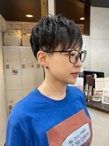 クオート(quoit) 横顔まできれいな大人の刈り上げショート