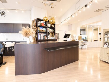 髪質改善サロン WE BE PARSLEY atre 川越店【ウィービーパセリアトレ】の写真