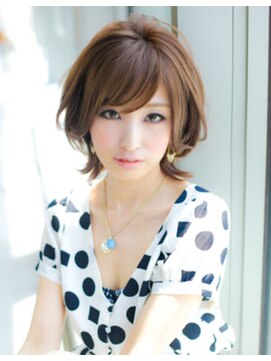 アフロート ディル(AFLOAT D'L) 《AFLOATディル裕二朗》トップにボリューム外はねショートヘア