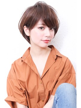 モニカ 西宮北口(Monica) 大人かわいい伸ばしかけグレージュナチュラルボブ