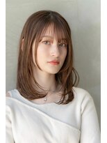 メゾンバイハバナ(maison by HAVANA)&nbsp;大人かわいいフェザーバングカーキグレージュミディアムウルフ