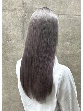 レフ(LEF) プラチナシルバー/ケアブリーチ/ダブルカラー/葛谷 英司