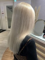 サロンドジョー(salon de joe) ケアブリーチダブルカラーインナーカラーショートボブレイヤー