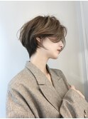 フェザーショートマロンベージュメルティーカラー似合わせカット