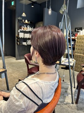 インス(ensue) 20代30代大人可愛い小顔 ショートカットピンクブラウン