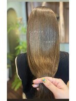 ハチ(.hachi)&nbsp;ヘーゼル ミルクティー(ノンブリーチハイトーン)