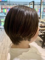 ジュイール(jouir)&nbsp;三鷹白髪ぼかしハイライトショートボブウルフショートカット