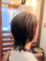 フリージア(freesia) 30代40代50代/大人ウルフ/ブリーチなしカラー