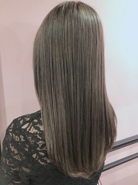 フィルモルメール(FILMORMALE) 透明感オリーブグレージュ☆