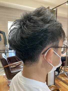 ジールドゥーエ(Zeal due) 刈り上げショート