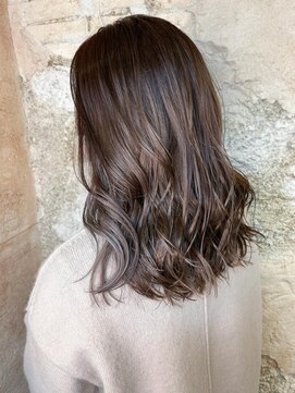 フロール 上大岡(Flor) 【Flor上大岡】*ゆる巻きセミディ+グレージュ*