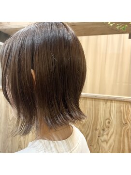 オルク(orku) 前下がりボブ