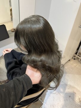 ロエ 恵比寿 代官山(ROE) グレージュマチルダボブインナーグレージュ前髪 髪質改善