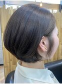 耳かけショートボブ