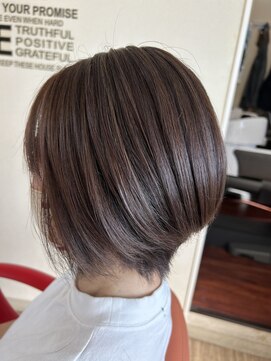 美容室ポケット 白髪ぼかしハイライト カット