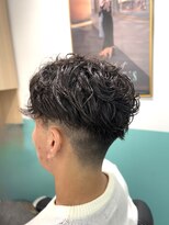 リバティシェアバーバー 銀座(LIBERTY SHARE BARBER) シャドウフェザーパーマ
