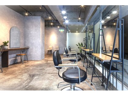ラフィス ヘアー センス 広島袋町店(La fith hair SEnSE)の写真
