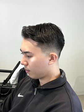 アコロン(acoron.) フェード/短髪/池袋メンズカット