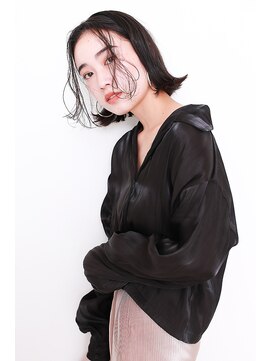 ラフィスヘアーグロー 中百舌鳥店(La fith hair glow) 【La fith】センターパート×外はねボブ
