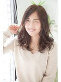 アンニュイカールがかわいい愛されミディアム