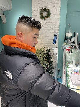 リーホリエ(Lee Horie) スキンフェード