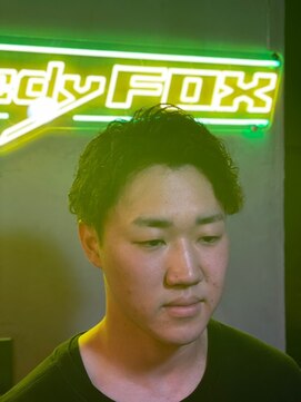 グリーディーフォックス 代々木(Greedy FOX) 韓国マッシュ/センタ-パ-ト/ツイストスパイラル/スキンフェード