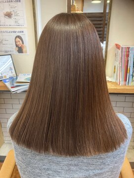 トリート(TREAT) ≪艶髪ヘッドスパコース≫カラー+カット