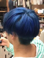 モダム(MODAM)&nbsp;Wカラー　ブルー　ツーブロック　マッシュ/髪質改善