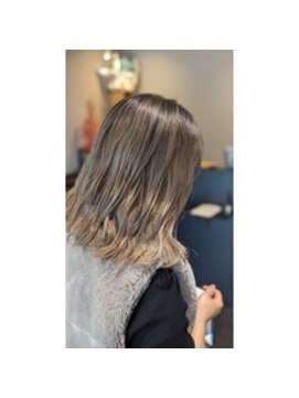 エーメイド(A made) バレイヤージュ/白髪活かしバレイヤージュ/白髪ぼかし