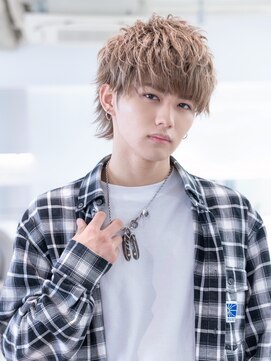 イルハバナ 渋谷(ill HAVANA) ベリーショート/ウルフ/アップバング/メンズハイトーン/束感