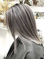 エスアイ(S.i)&nbsp;ミルクティベージュ［五条駅/京都駅/七条駅/四条駅/烏丸駅］