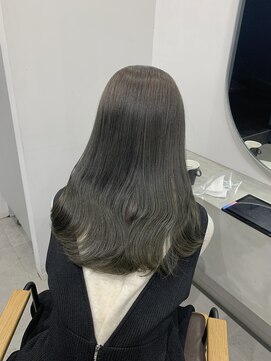 エマ 日吉(emma) 【emma小濱】透明感オリーブベージュ