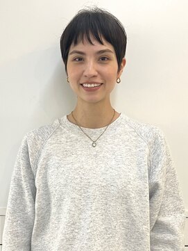 ジョニアンドロージ(Joni & Rougy) コンパクトショートヘア