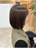 ストレートでも可愛いぷつっとボブ