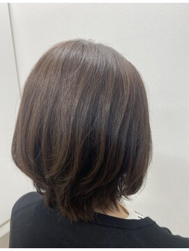 カットハウス ニューヨーク(CUT HOUSE NEW YORK) レイヤーショートボブ