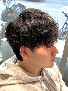 ノイセル(Noisyle) MEN’S HAIR/波巻きツイストスパイラル/リバースセンターパートO