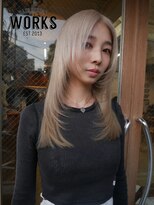 ワークス ヘアデザイン(WORKS HAIR DESIGN)&nbsp;レイヤーロングヘアブロンドカラー