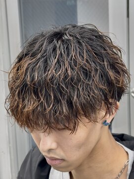 オーバル ジングウマエ(OVARL jingumae) 縦落ちツイストスパイラルラウンドマッシュ
