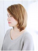 内巻きボブスタイル