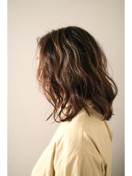 ケイトブラウン(KATE BROWNE) 【お客様のヘアスタイル】リラックスウェーブ