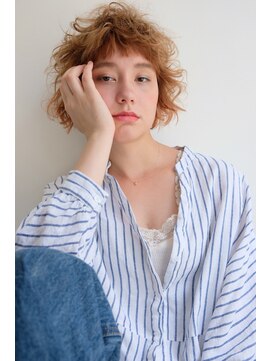 ラレイ(Lalei) 【Lalei】イエローベージュ×スパイラルパーマ 【ささき】