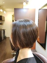 ヘアメイク ビス(Hair Make Bis.) ショートボブ