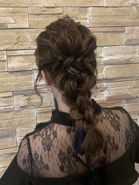 ラナシエン (RanaCien) RanaCien○池田 ロングヘアあみおろし.