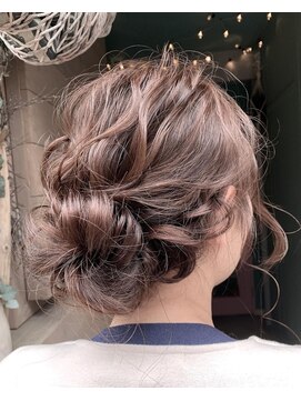 ハンモックヘアーサロン ココナ(Hammock Hair Salon COCONA) ＊結婚式、デート、同窓会、二次会、まとめ髪ヘアアレンジ＊