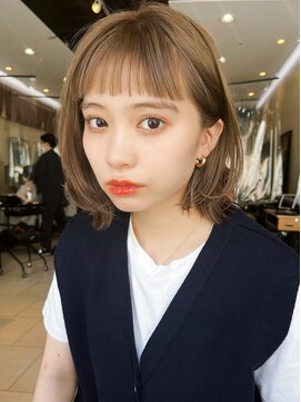 ラフ フロム ガーデン(Laf from GARDEN) ワンカール/くびれボブ/ベージュカラー/韓国風