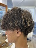 MEN'S HAIR  センターパート　ツイストスパイラル　コンマヘア