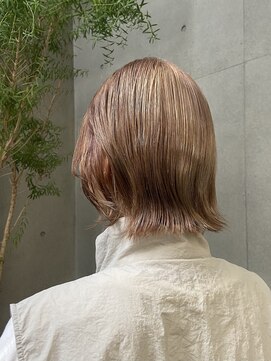 ヴァーディ オモテサンドウ(Vardy omotesando) ナチュラル明度のミルクティーベージュカラー