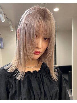 ベレーザ 渋谷(BELEZA) 5114艶髪グレーベージュミルクティーアッシュハイトーンカラー