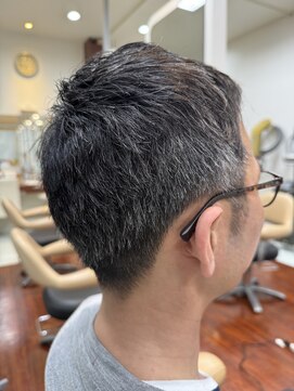 ラディシュ さがみ野(RADISH) 爽やかマットショート☆ビジネス刈り上げツーブロックブラック