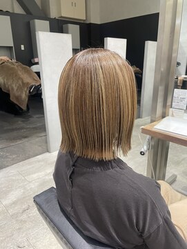 アヴァンス セブンパーク天美 松原店(AVANCE.) 定番ボブとハイライト
